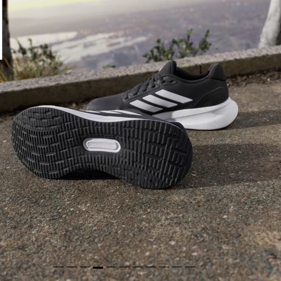 WOMENS RUNFALCON 5 RUNNING SHOES - Picture 2 of 3